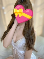 愛沢ゆうな