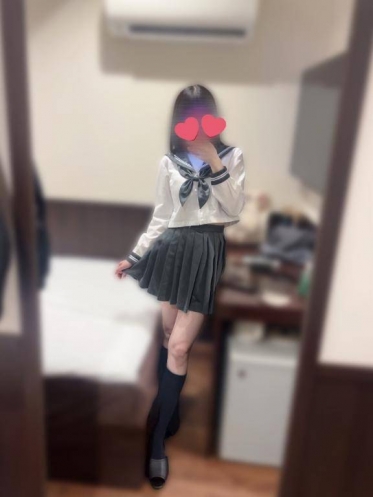 制服は...