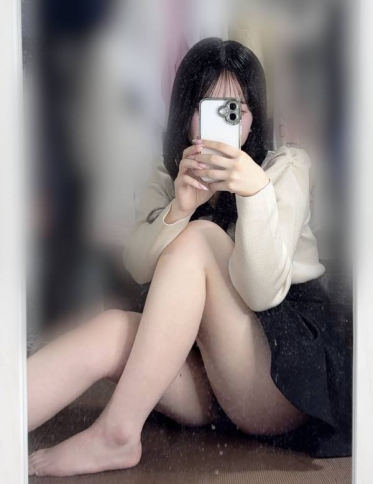 明日16〜22時で出勤してます^^♡