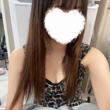 今日出勤してます(^..^)ﾉ