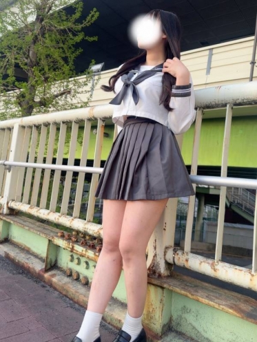 あした『１２：００~１５：００』で出勤です⊂(◜. ̫ .◝)⊃🩶