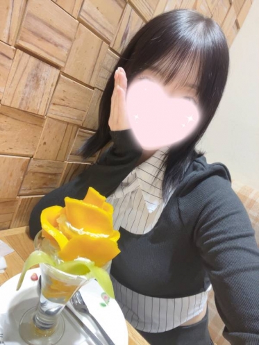 今日は14:00~21:00で出勤してます₍｡ ' ꒳ ' ｡₎✊🏻✨