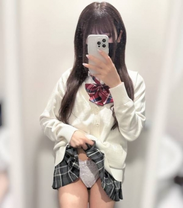 月末のシフトのお知らせ🤍.*･ﾟ