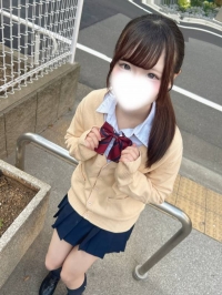 制服姿だよー♡