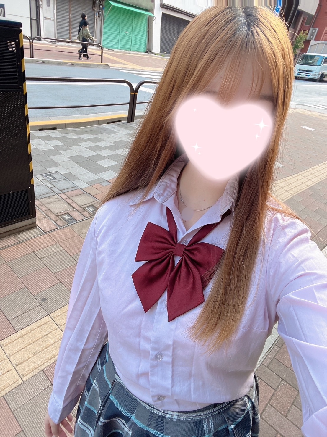 桜咲りりあ　笑顔の似合う綺麗系