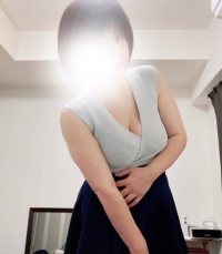 結衣　 (ゆい)
