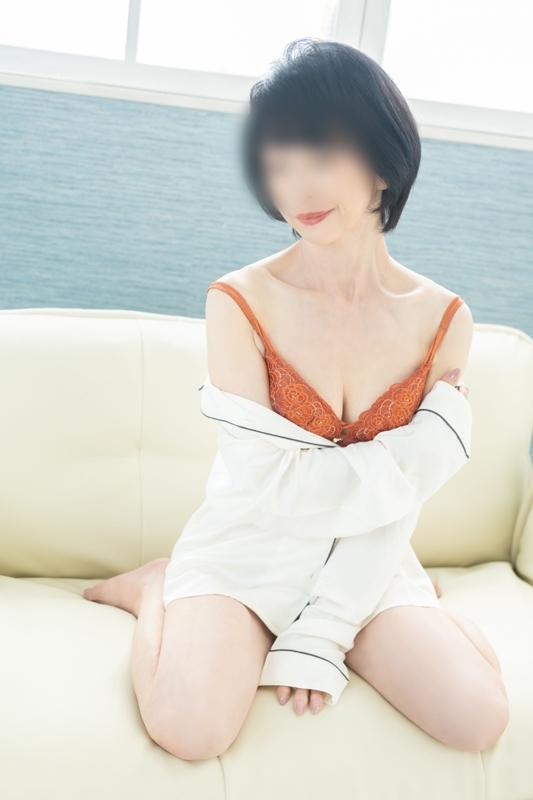 とも美