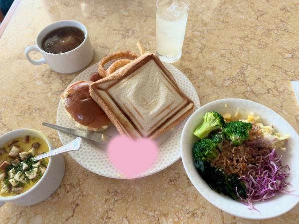 ホテルの朝食(ｏ'∀'ｏ)