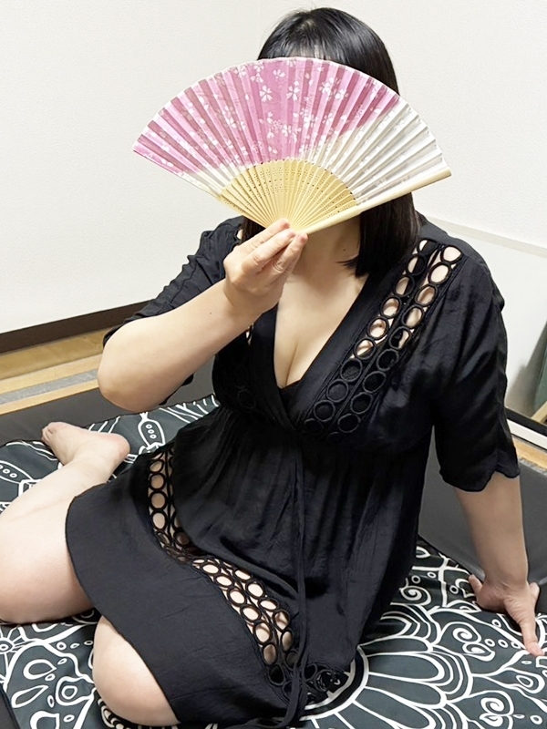 【熟女メンズエステ おふくろさん】みなみ