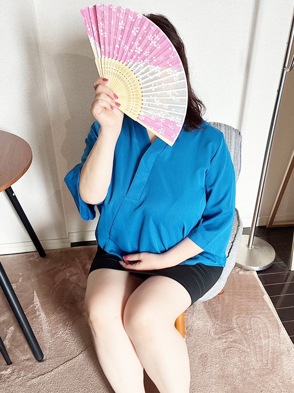 まや