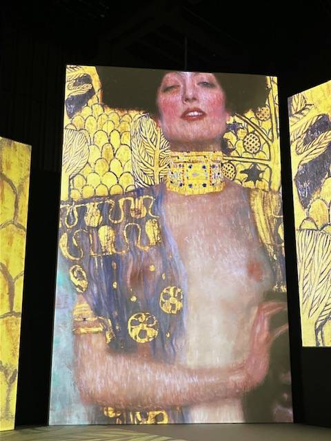 明日出勤します🕊️