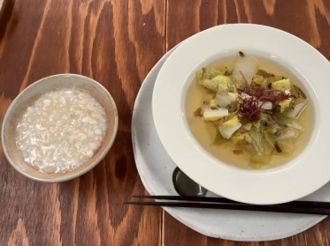 あずさです。次回出勤は、2月です。2月前半シフトと基本シフト