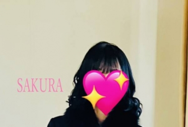 明日、出勤致します☺️🌸来週は20(金)のみ