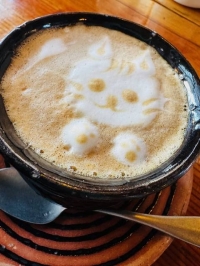 ももこ