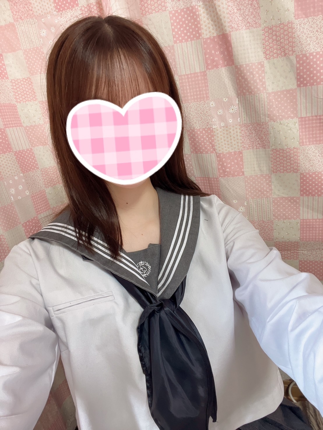 荻野むく　JK上がりたて18歳完全未経験♪