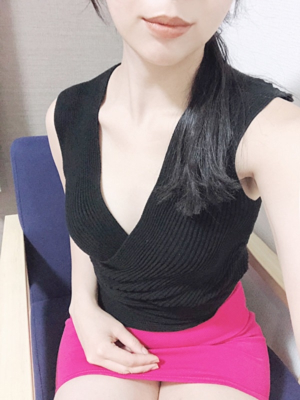 【エグゼクティブメンズサロン doigt de fee(ドゥワドフェ)】朝桐さゆみ