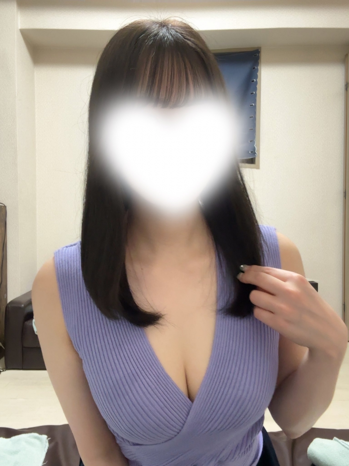 早坂あおい