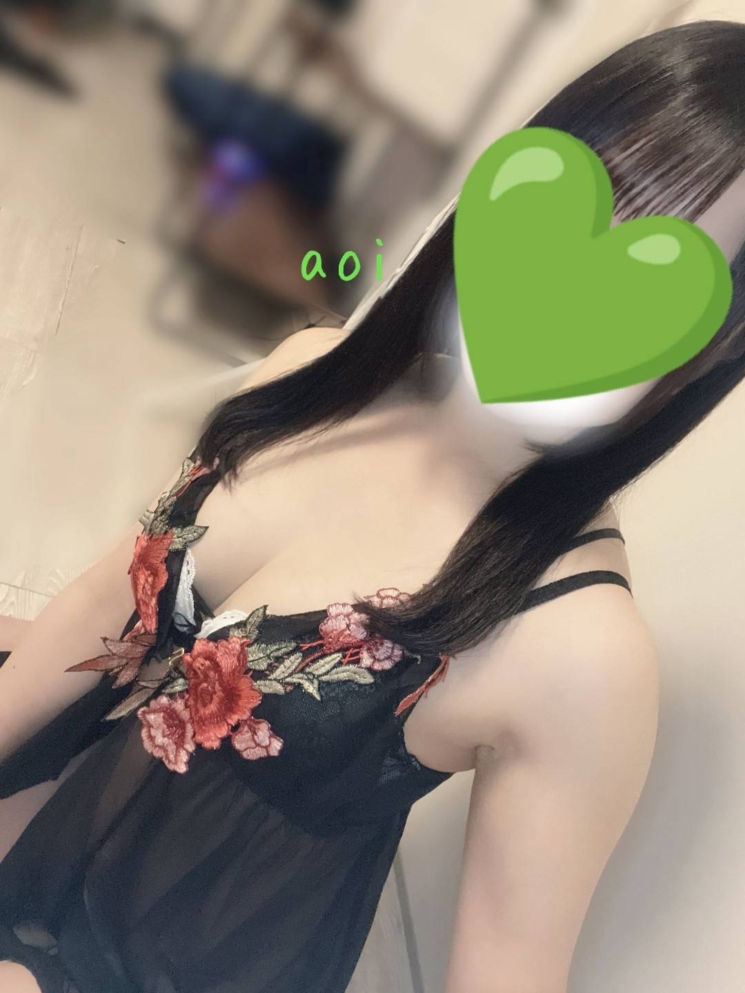 早坂あおい