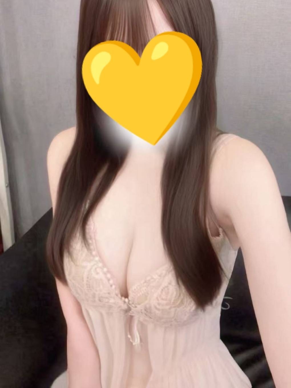 【エグゼクティブメンズサロン doigt de fee(ドゥワドフェ)】【体験入店】南ことね